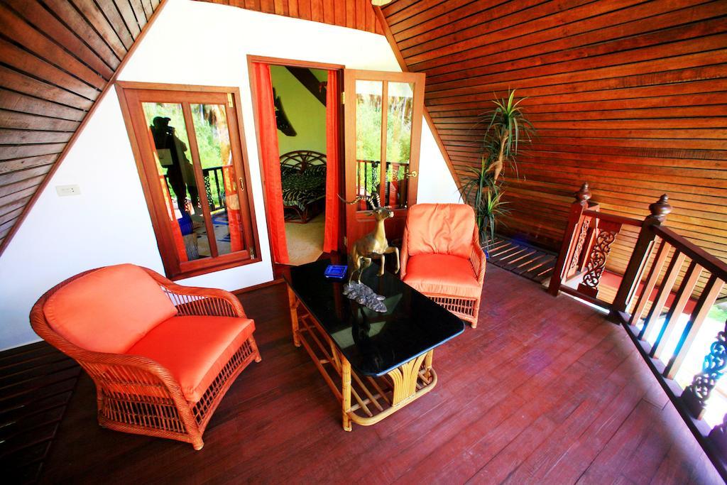 Coco Palace Resort Nai Harn Bilik gambar