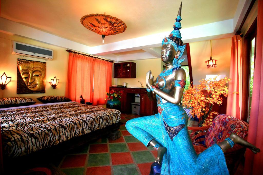 Coco Palace Resort Nai Harn Bilik gambar