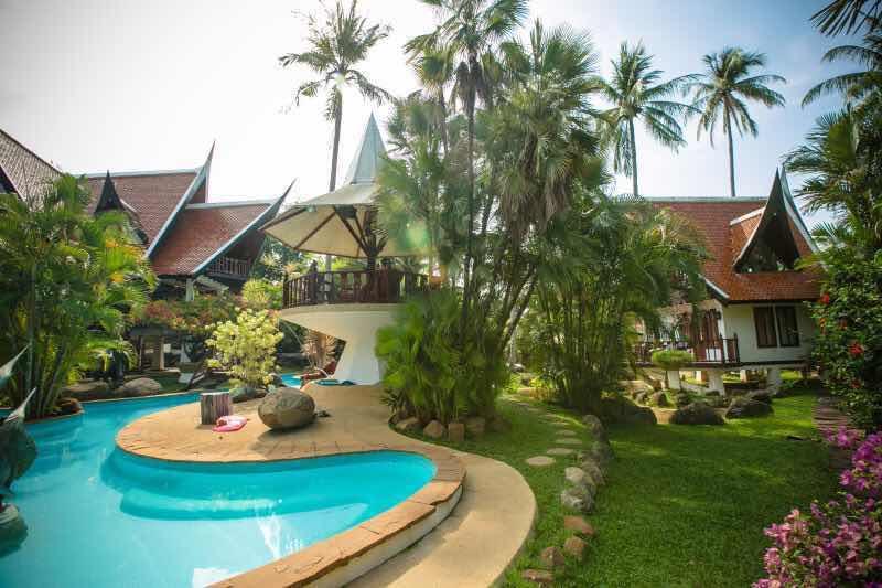 Coco Palace Resort Nai Harn Luaran gambar