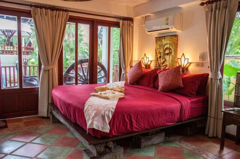 Coco Palace Resort Nai Harn Luaran gambar