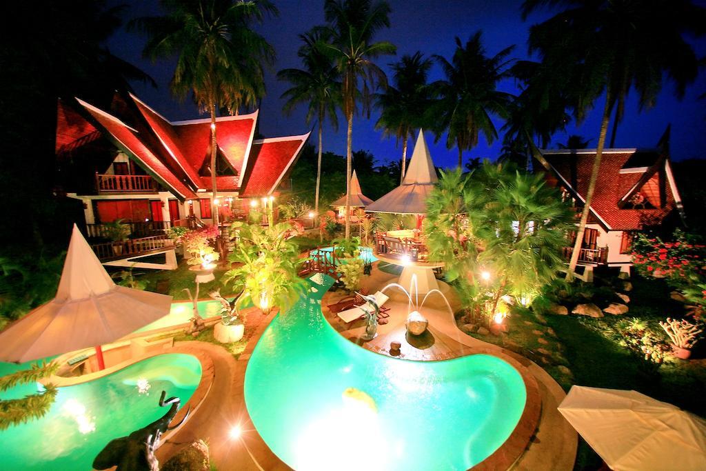 Coco Palace Resort Nai Harn Luaran gambar
