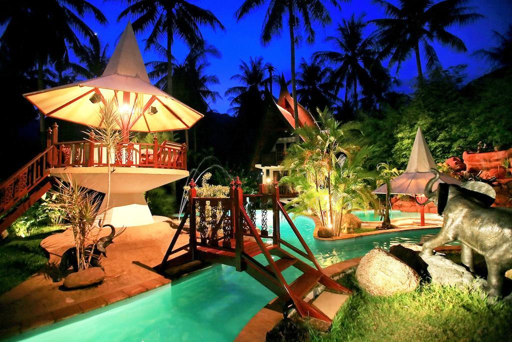Coco Palace Resort Nai Harn Luaran gambar